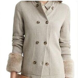 Banana Republic Merino Cashmere Sweater XS Beige Fur Cuff Chic